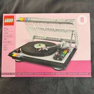 LEGO Retro Record Player 40699